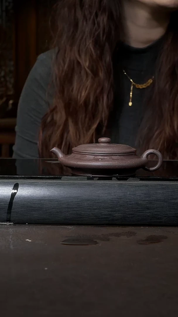 【闪购商品】紫砂茶杯老紫泥 鸣远碟 100cc  069