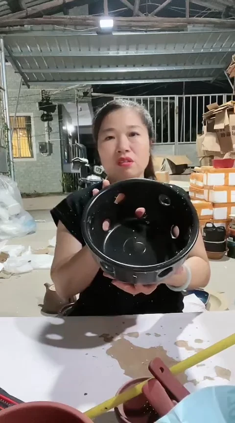 瑕疵不圆黑色酒精炉