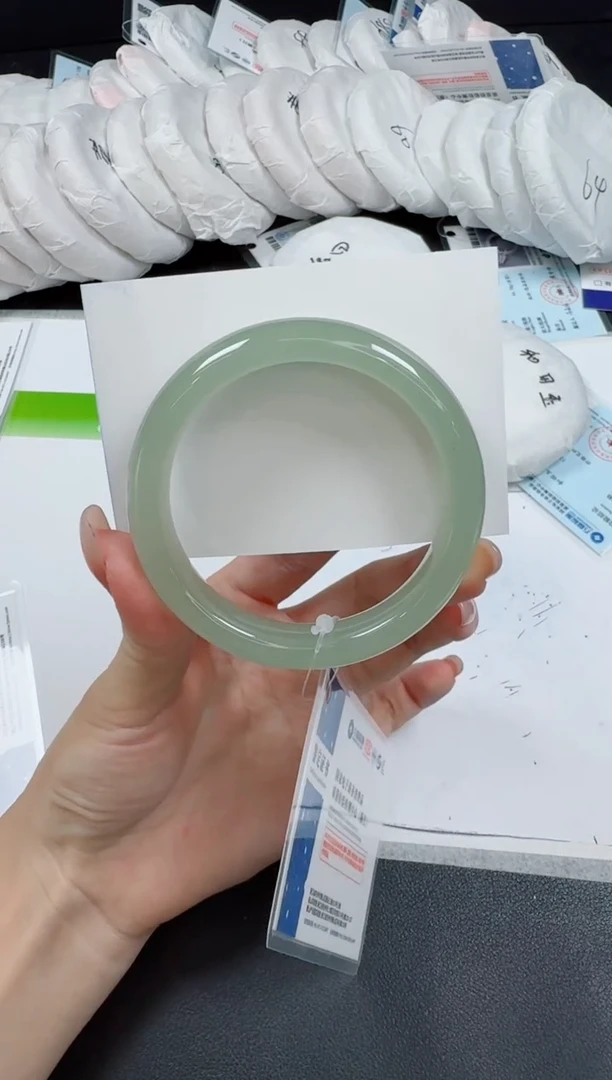 未镶嵌手镯石英质玉0239-56