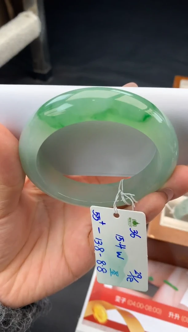 未镶嵌手镯翡翠翡翠自带#送人#，假一赔三