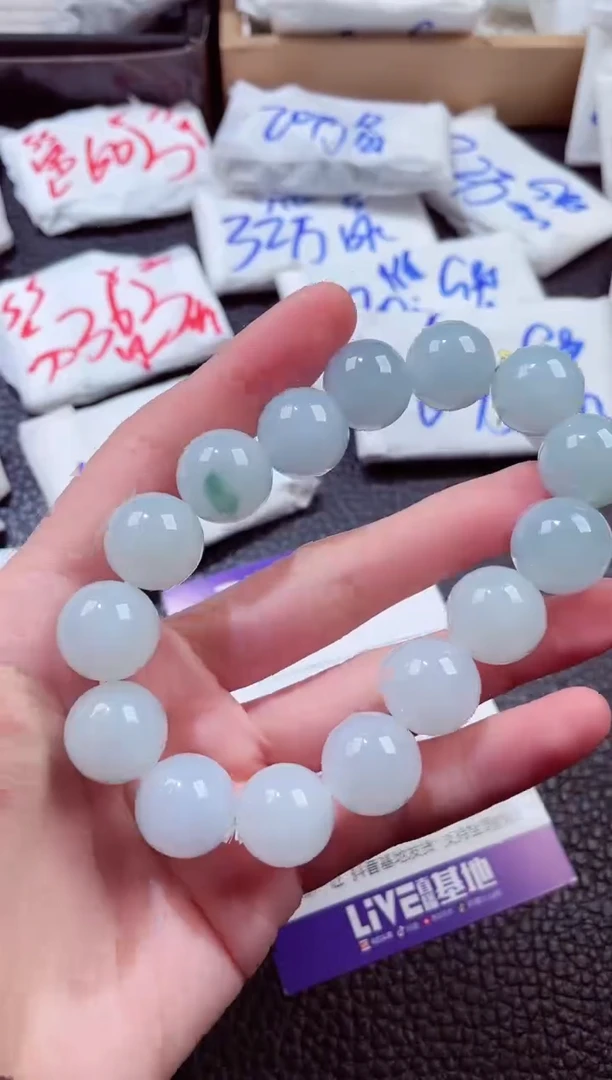 翡翠未镶嵌颈饰00016238