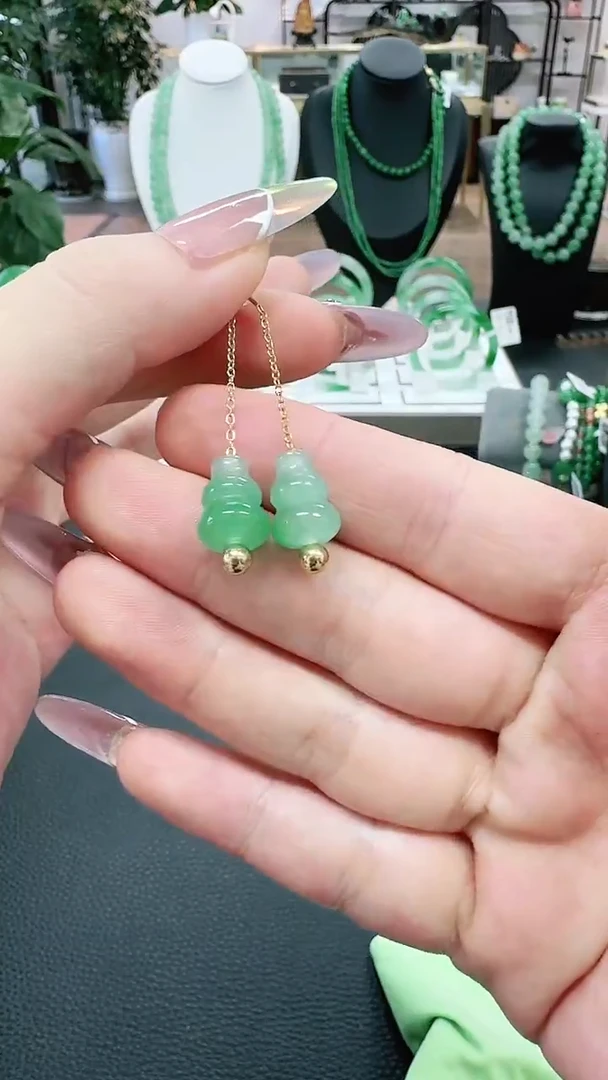 未镶嵌1石英质玉（非洲翠）/1023