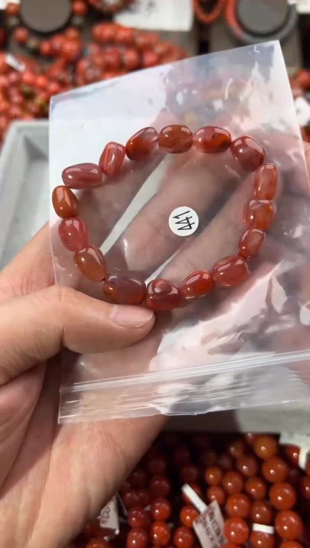 未镶嵌手串南红玛瑙1