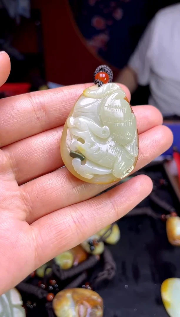 和田玉未镶嵌颈饰1