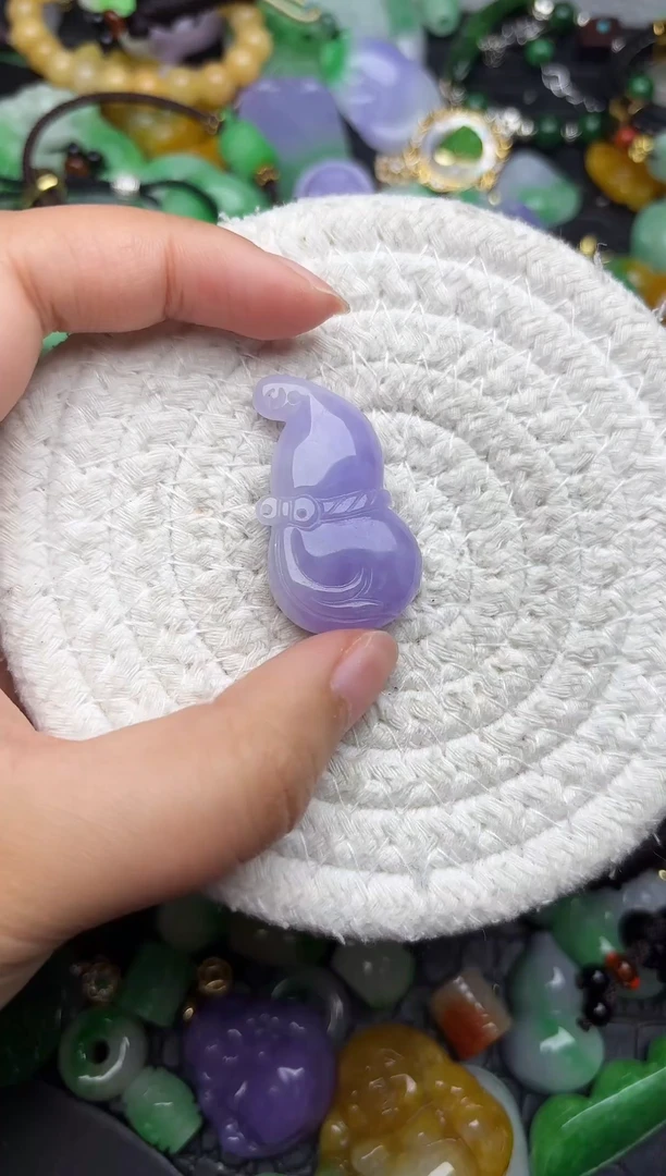 颈饰未镶嵌翡翠缅甸翡翠吊坠