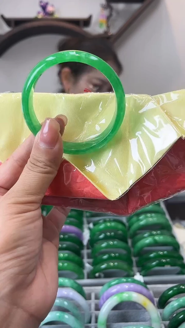 【闪购商品】砖雕a28 圈口59 独货手镯