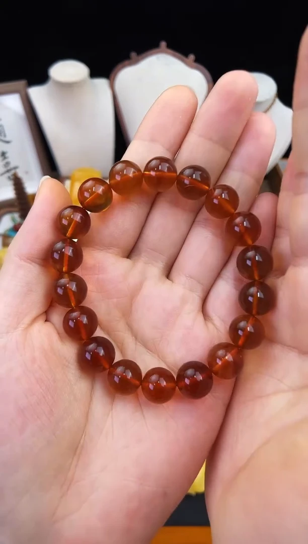 琥珀未镶嵌珠宝奇石柒月