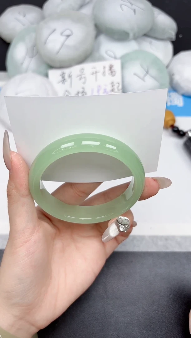 未镶嵌手镯石英质玉344-55