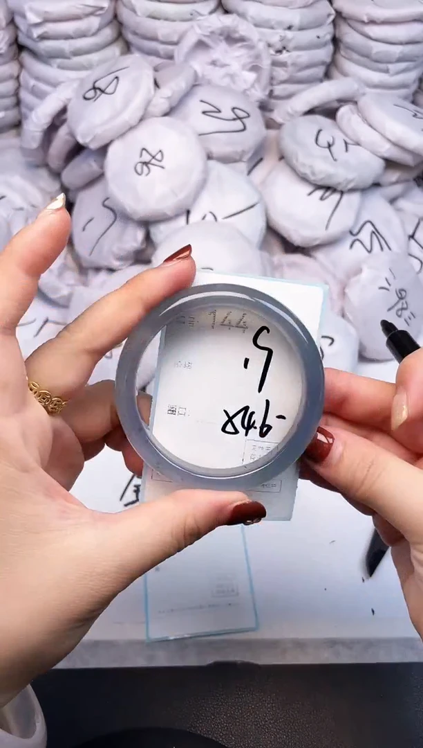 手镯玛瑙/玉髓未镶嵌144