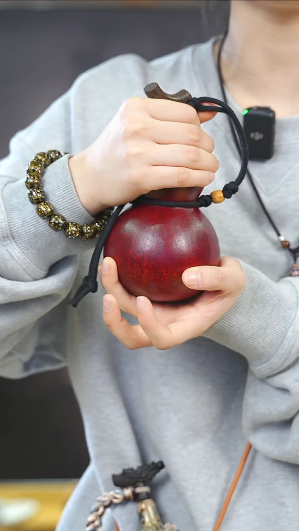 【闪购商品】XN149红色小容量酒葫芦随缘发