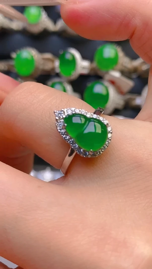翡翠戒指银S925镶嵌天然