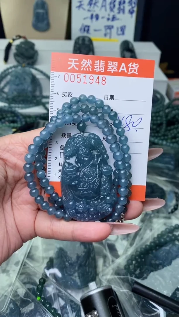 【闪购商品】翡翠颈饰未镶嵌············