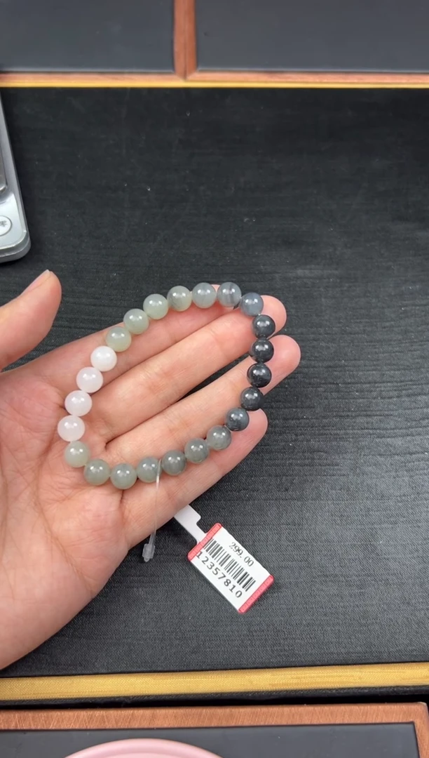 【闪购商品】和田玉手串未镶嵌若羌微色差卡8