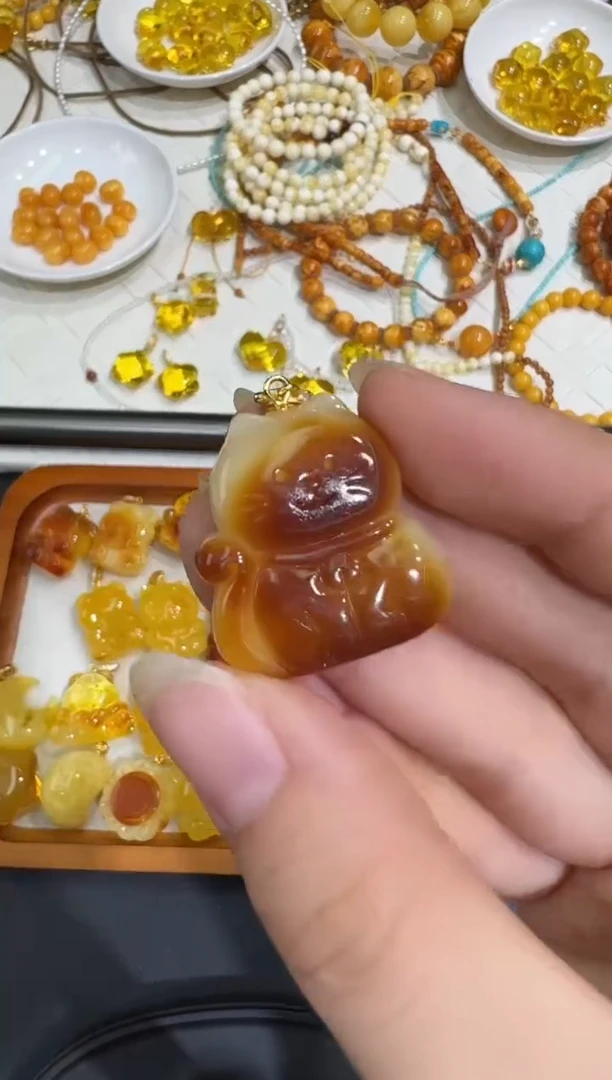 银S925镶嵌颈饰琥珀X0813-1195-67