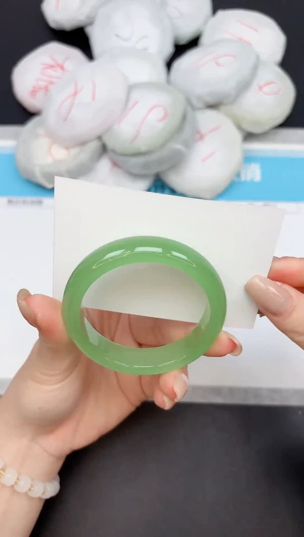 未镶嵌手镯石英质玉293/5556