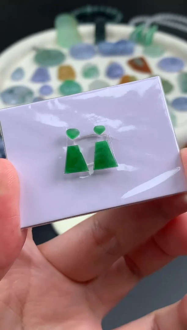 【闪购商品】定制翡翠未镶嵌翡翠