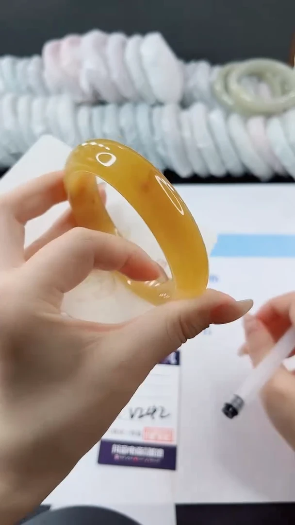 未镶嵌手镯石英质玉多样性发货V242-65