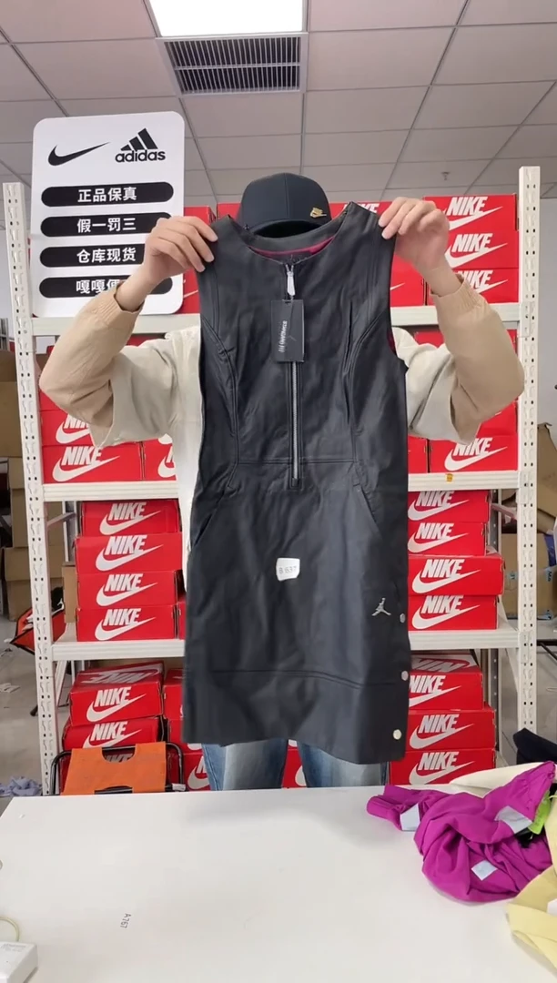 编码闪购尺155码  Nike/耐克卫衣卫裤以直播间过款为主