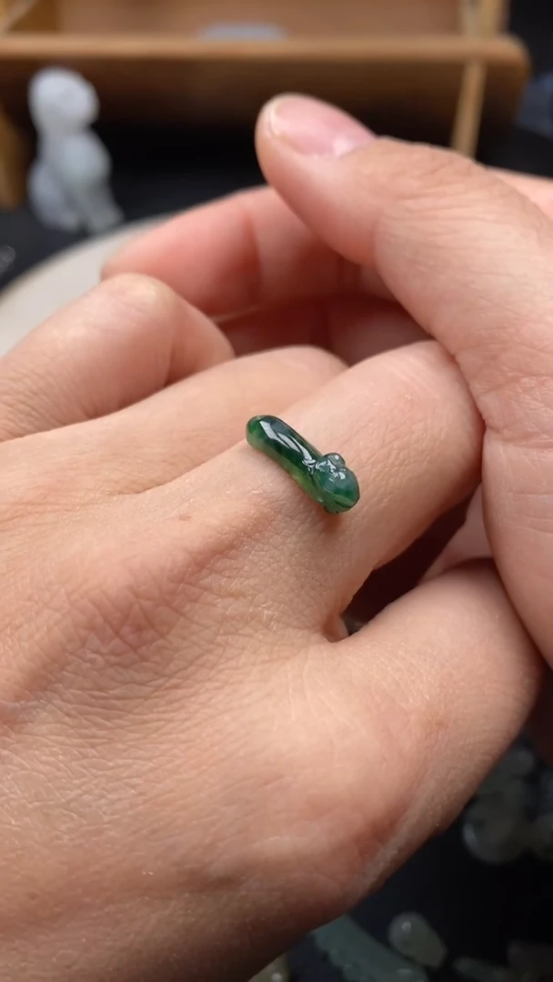 【闪购商品】翡翠颈饰未镶嵌翡翠净货27274