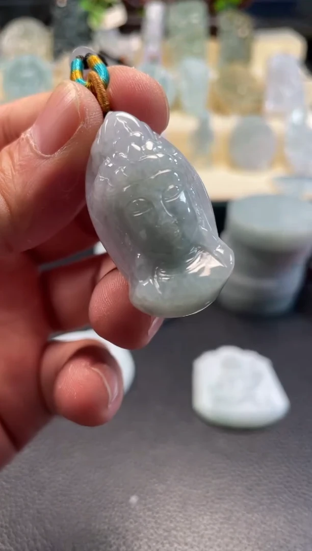 颈饰未镶嵌翡翠12/17/092