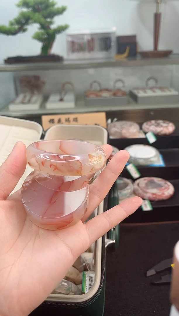 未镶嵌手镯石英质玉57圈口（赠品镯心）2s411