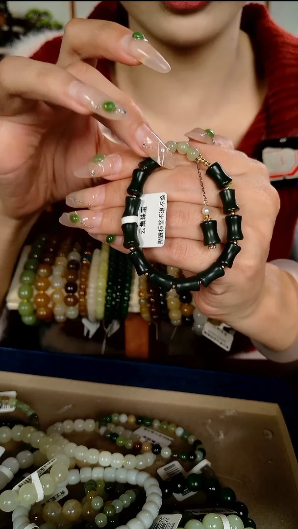 颈饰未镶嵌和田玉拍一发一所见即所得