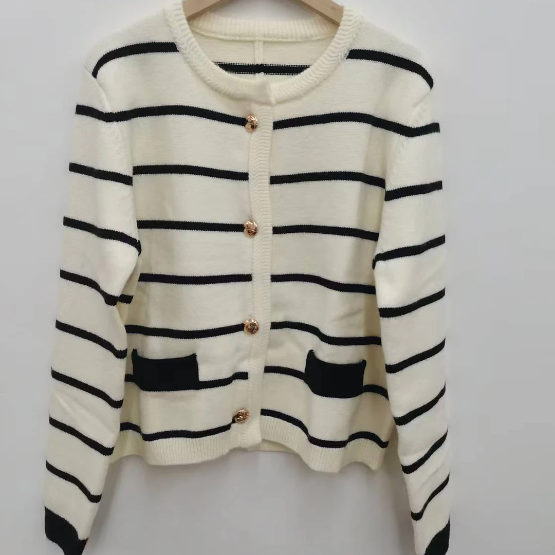 休闲百搭横格条纹女式针织开衫长袖气质时尚黑白圆领