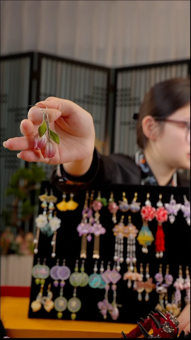 刺绣汤*吖非遗苏绣绒花手工饰品