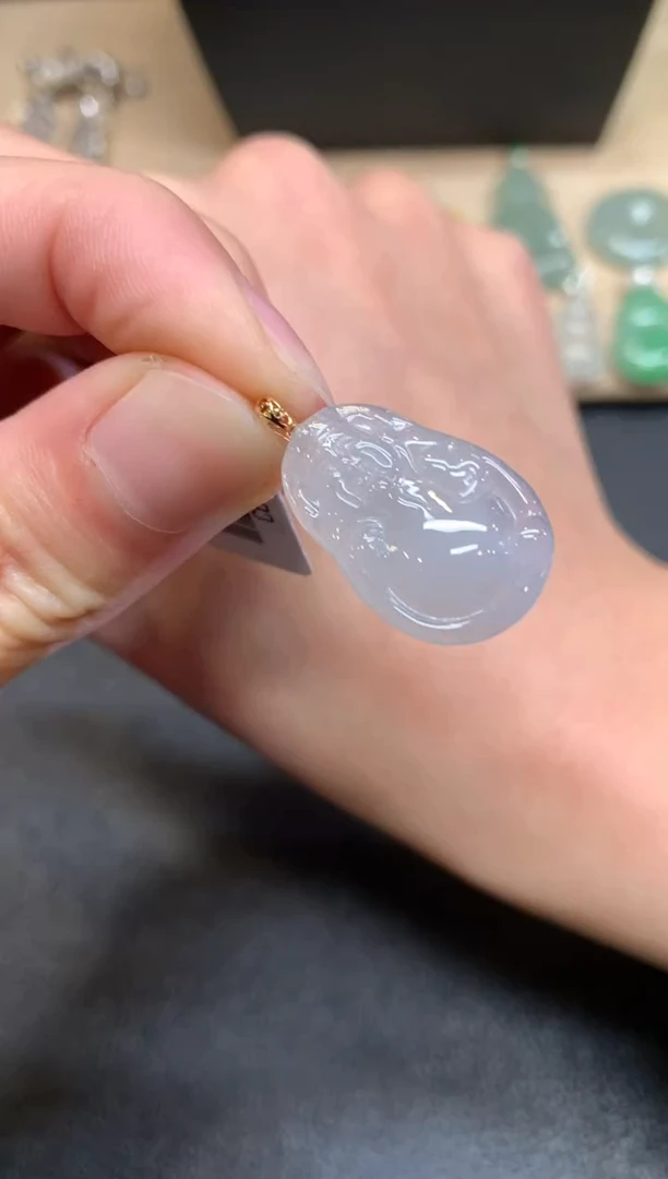 【闪购商品】翡翠颈饰18K金镶嵌财神爷【无服务费】