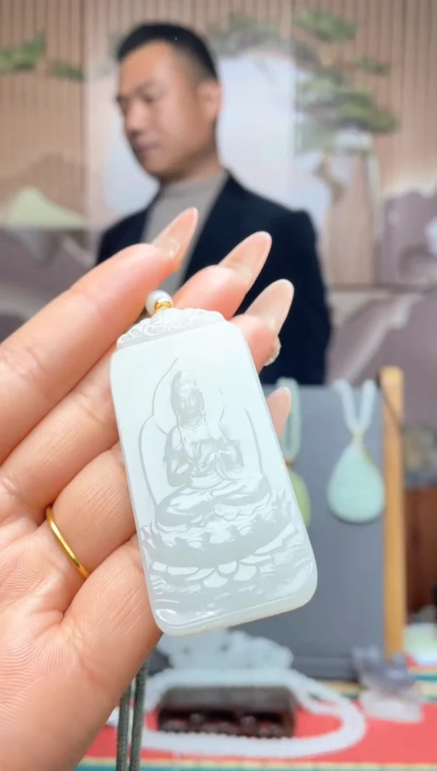 【闪购商品】和田玉颈饰未镶嵌一