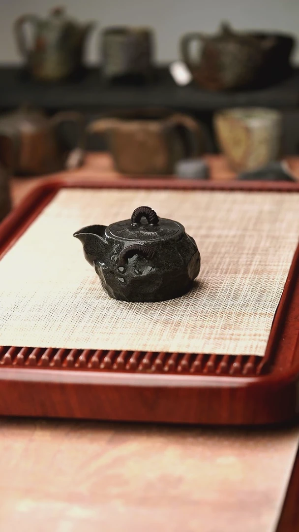 柯荣盛老师作品冰碛岩重工雕刻手凿宝瓶壶180cc