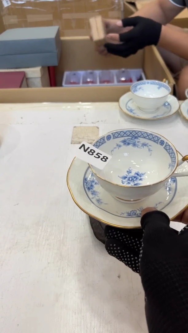 瓷片永****)858中古商品，谨慎参拍