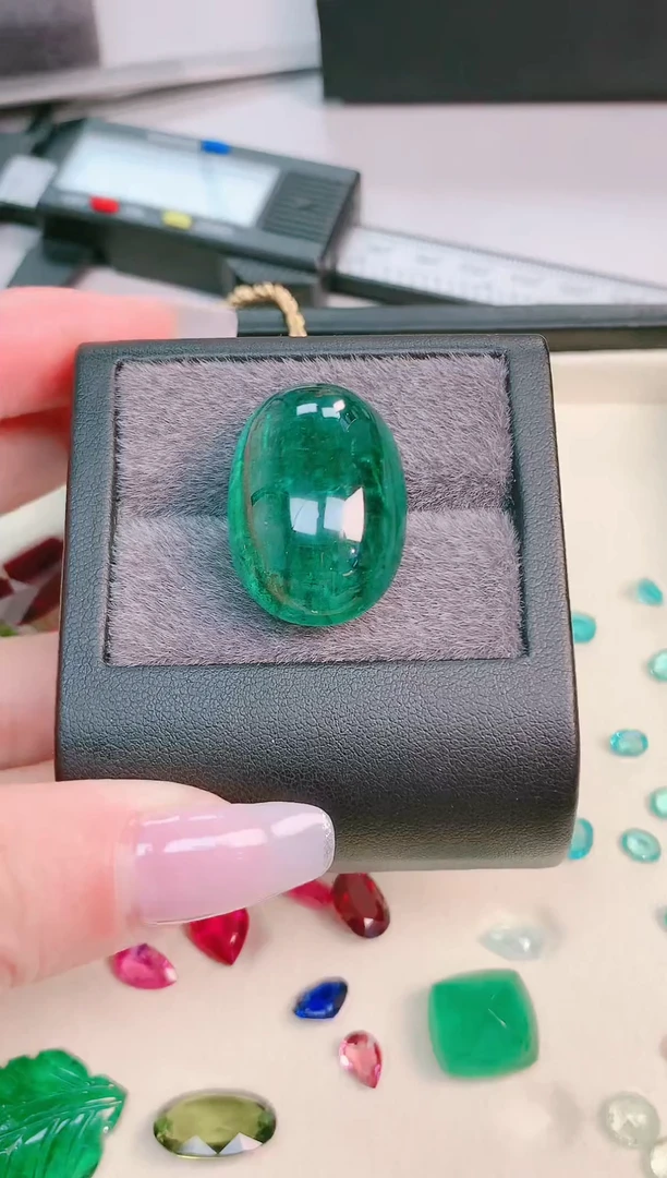 裸石祖母绿鸽子蛋54ct