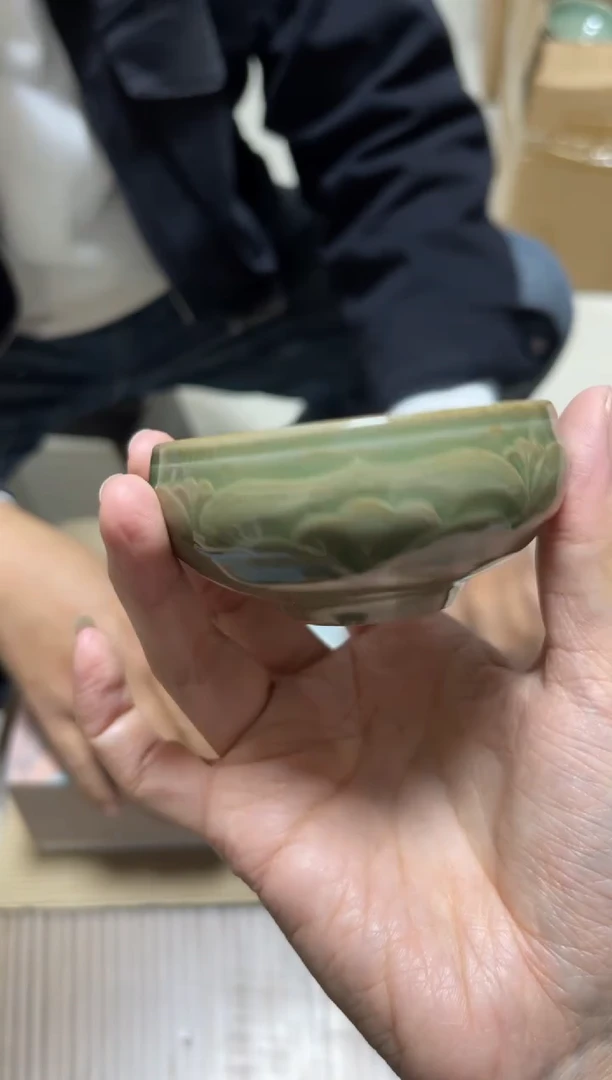 陶瓷纯手工秘色宝相钵