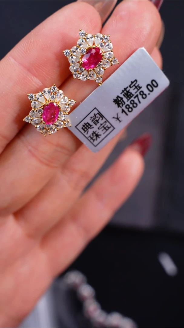 耳饰蓝宝石银S925镶嵌苏*耳饰