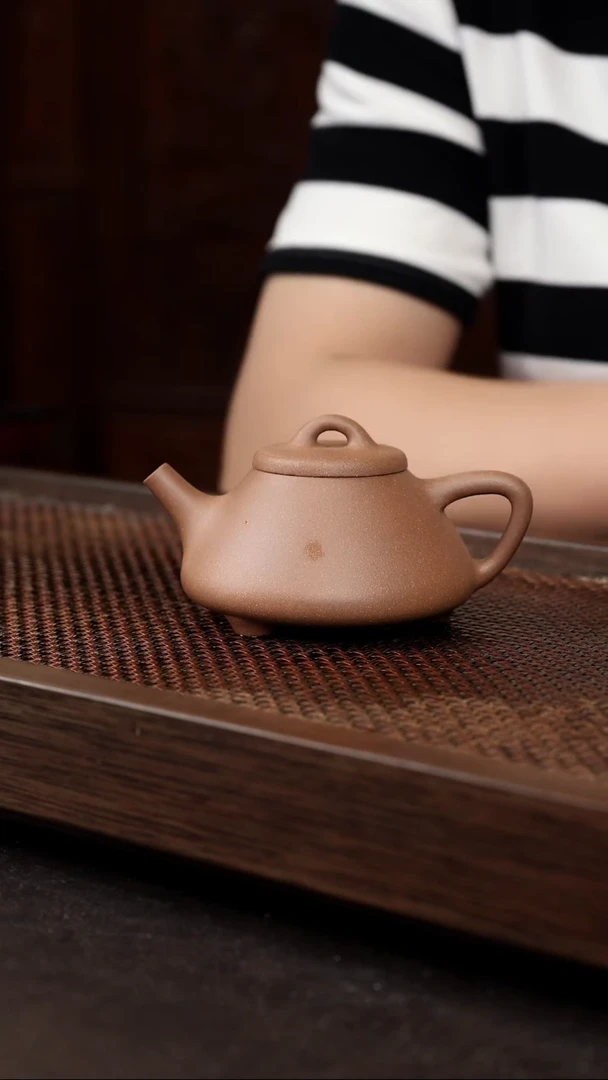 茶壶紫砂老段子冶