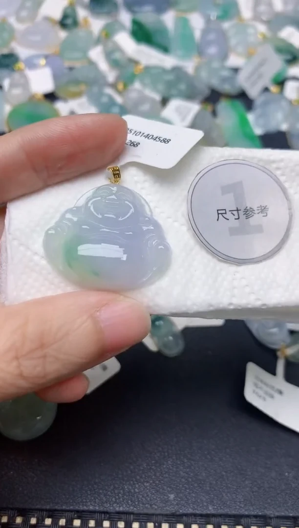 颈饰18K金镶嵌翡翠天然缅甸A货翡翠