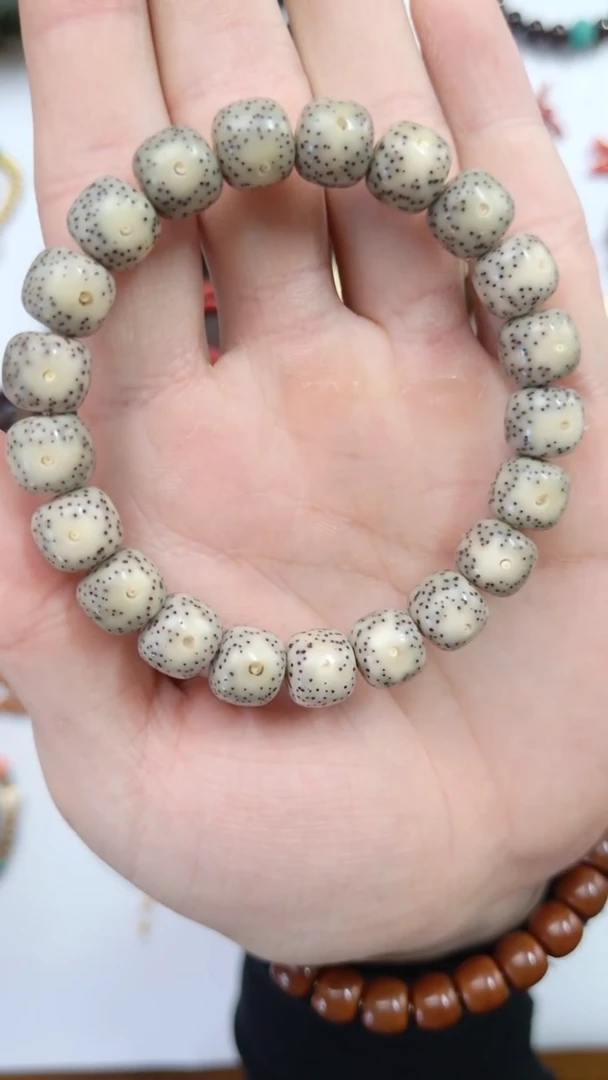 手串星月菩提糯冰正月双留白1.1*1.0