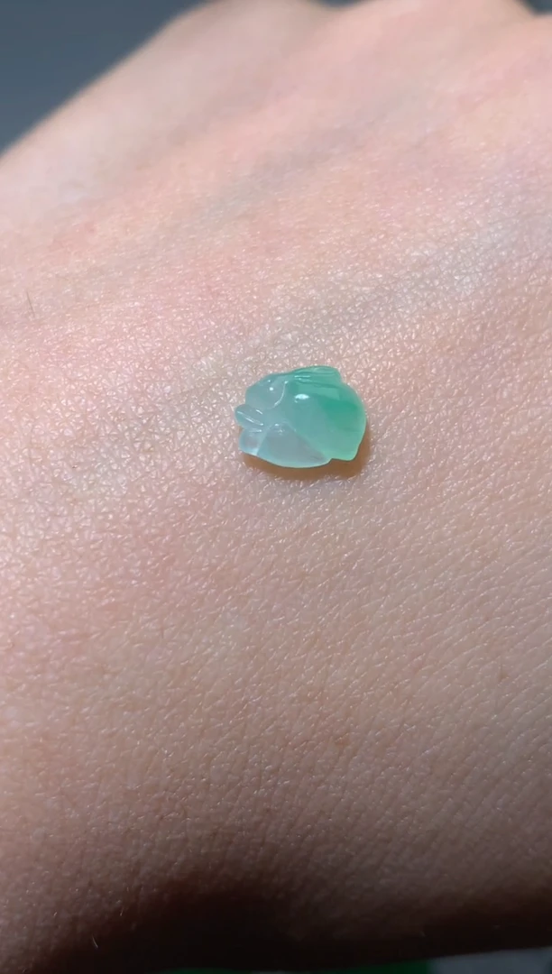 未镶嵌定制翡翠毛货