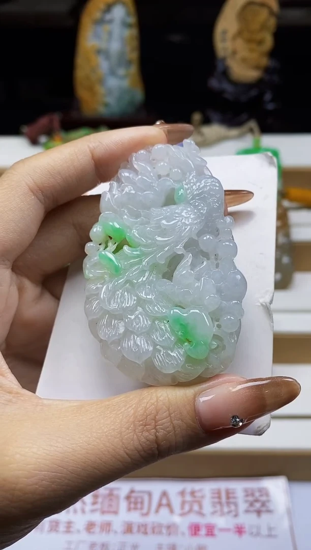 颈饰未镶嵌翡翠翡翠A货