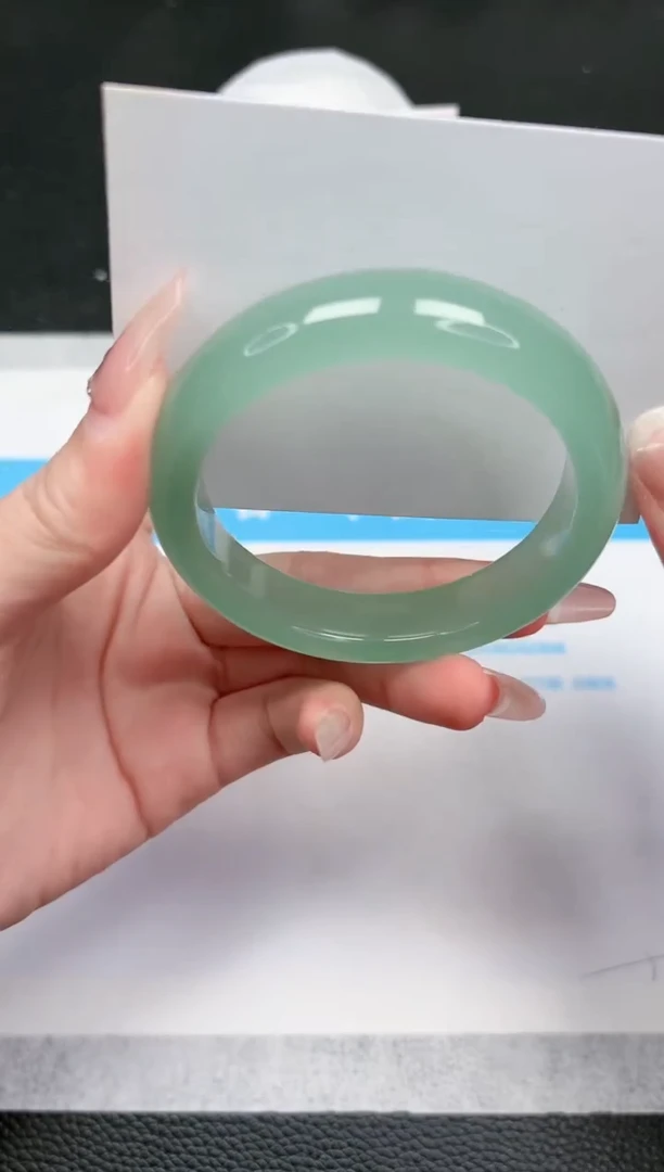 【闪购商品】石英质玉手镯未镶嵌907-55