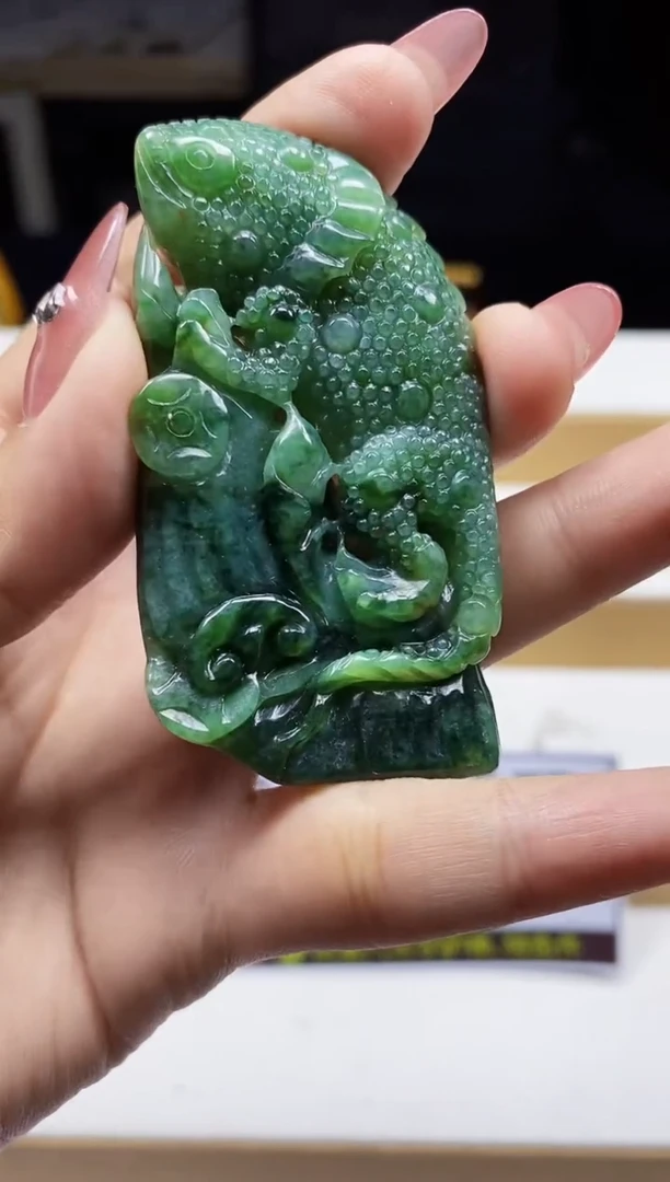 翡翠未镶嵌颈饰翡翠A货