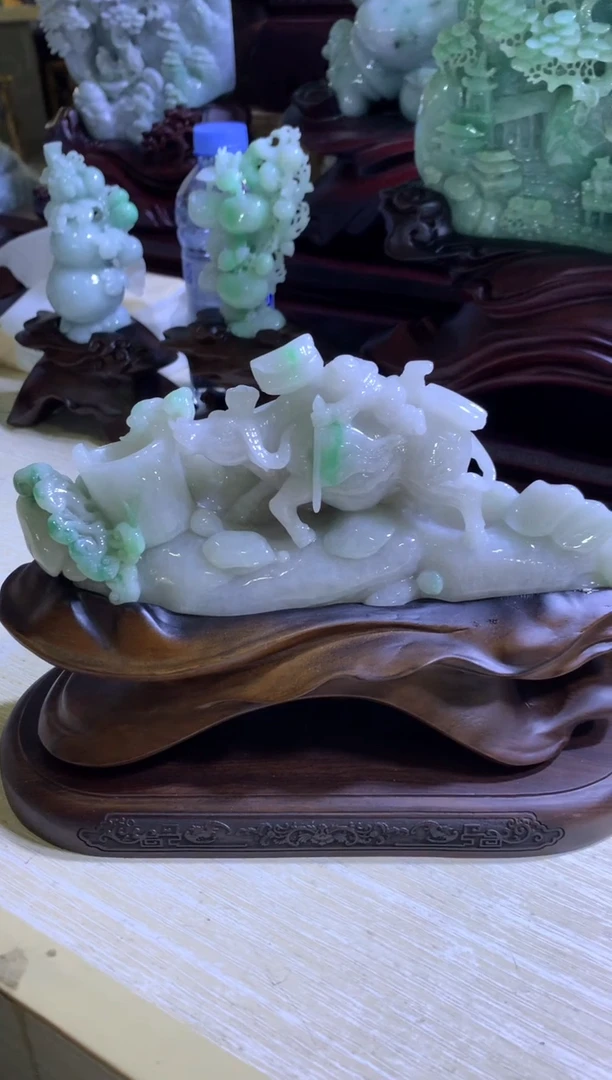 【闪购商品】翡翠摆件未镶嵌翡翠摆件