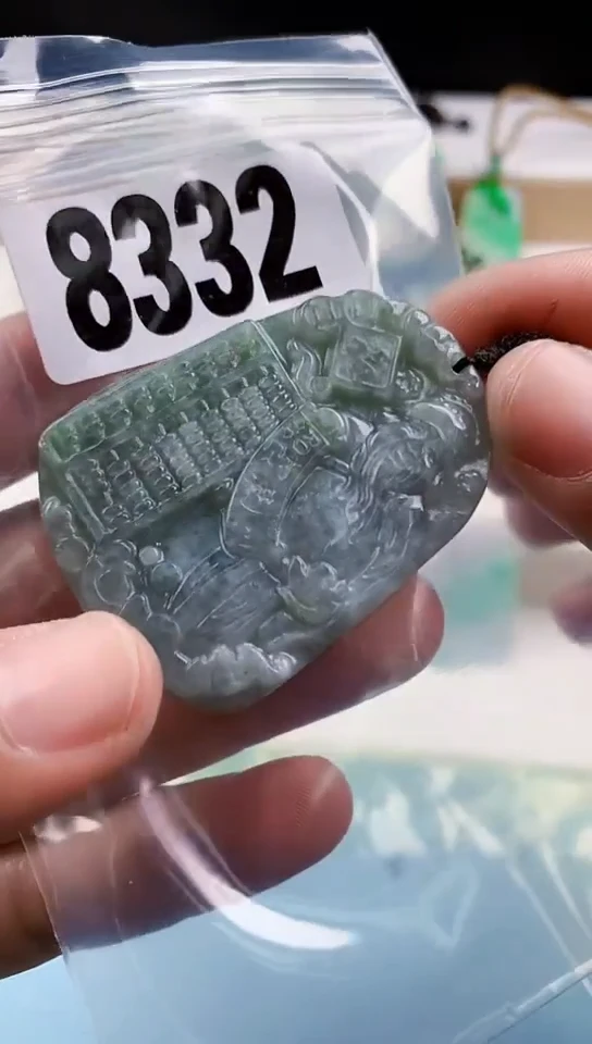 【闪购商品】翡翠挂件未镶嵌天然翡翠吊坠挂件