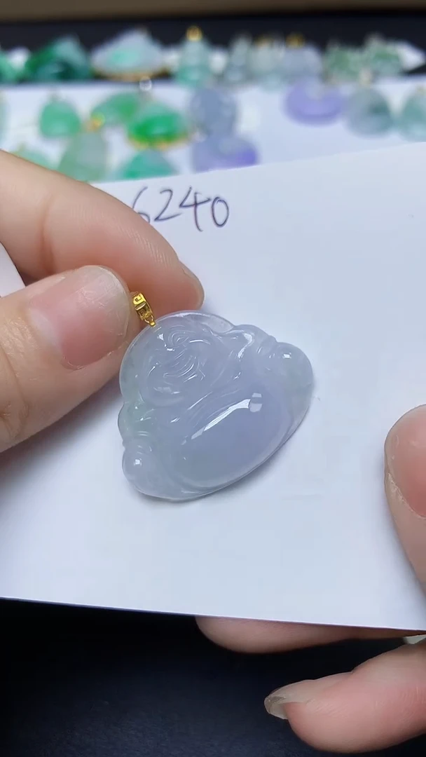翡翠18K金镶嵌颈饰 天然缅甸翡翠A货