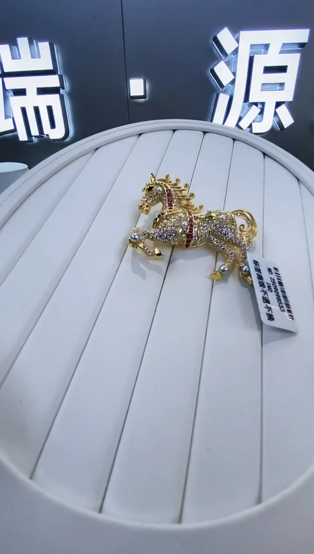 未镶嵌胸饰海水珍珠Y海水胸针