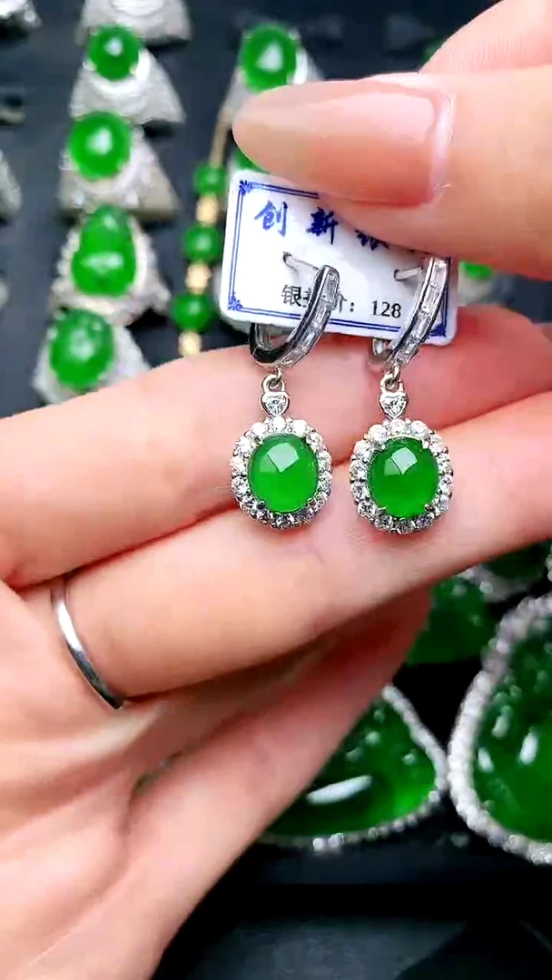 【闪购商品】翡翠耳坠银S925镶嵌蛋面耳钉