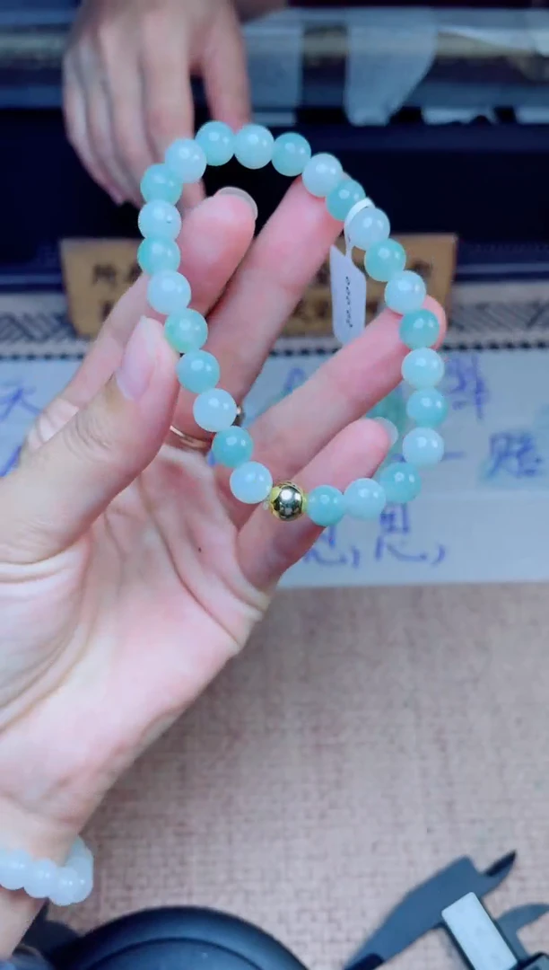 定制翡翠未镶嵌珠串