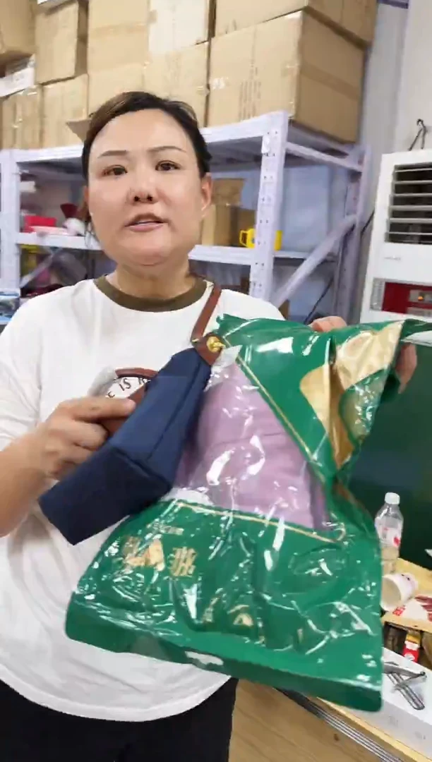 牦牛剖层皮革琪老板女包6号店超好看发图片款