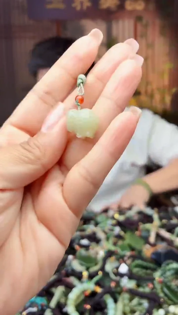 颈饰未镶嵌和田玉多样性发货拍一发一